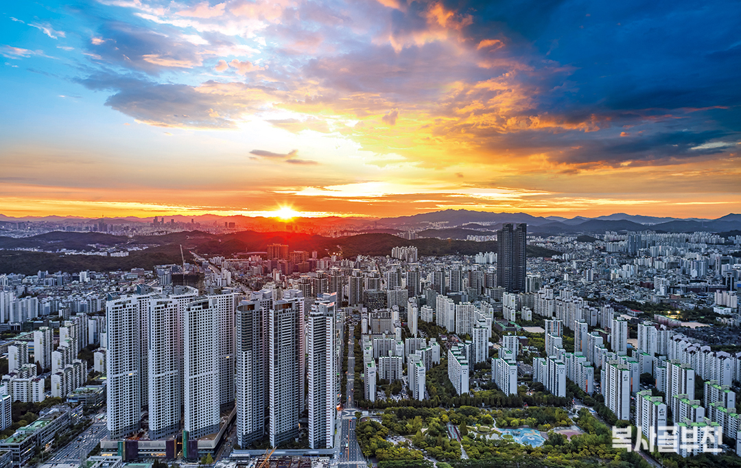 shutterstock_2141356243 표지.jpg