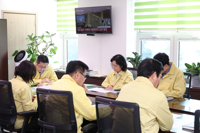 2. 부천시는 지난 4일 ‘지역 민생안정 대책회의’를 열었다.jpg