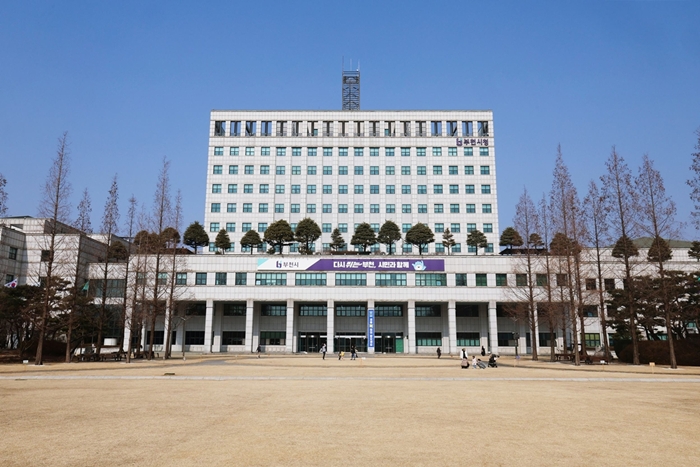 2. 부천시청 전경.jpg