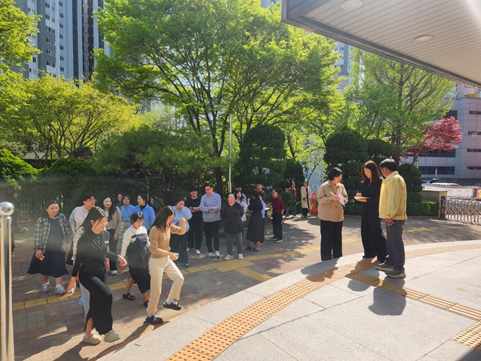 1-2. 대피집결장소 대피인원 보고 장면.jpg