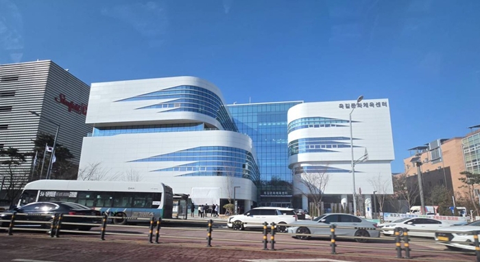 2. 옥길문화체육센터 전경.jpg