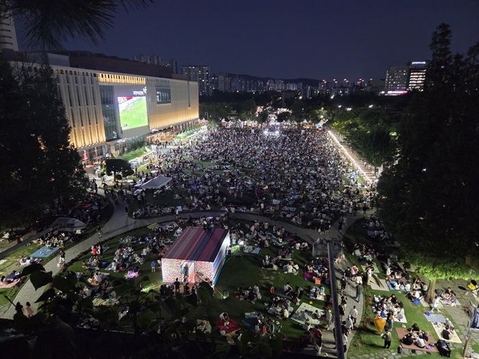 1-2. ‘2026 부천 위조이 치맥축제 in BIFAN’ 행사 전경.jpg