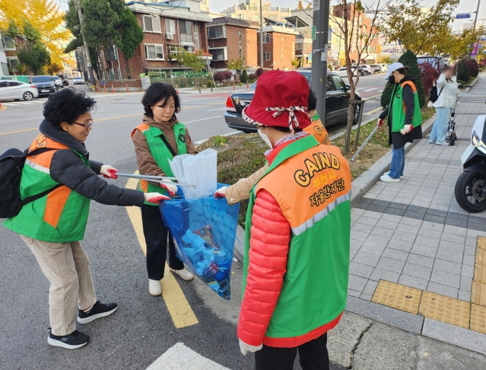 부천 성곡동 자율방재단, 환경정비 및 안전 홍보 캠페인 전개
