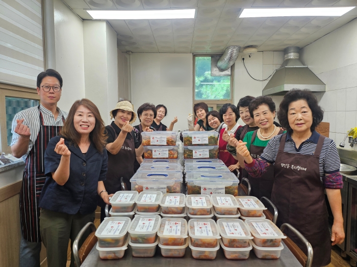 부천 범박동 지역사회보장협의체, 여름맞이 열무김치·겉절이로 이웃사랑 나눔